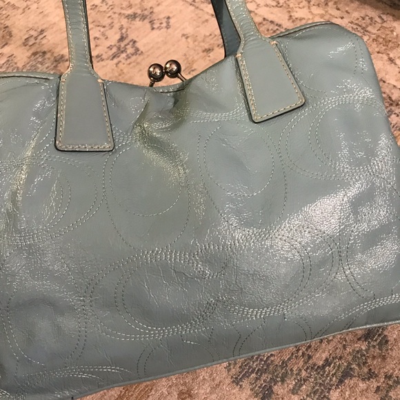 Coach - Picture 5 of 8